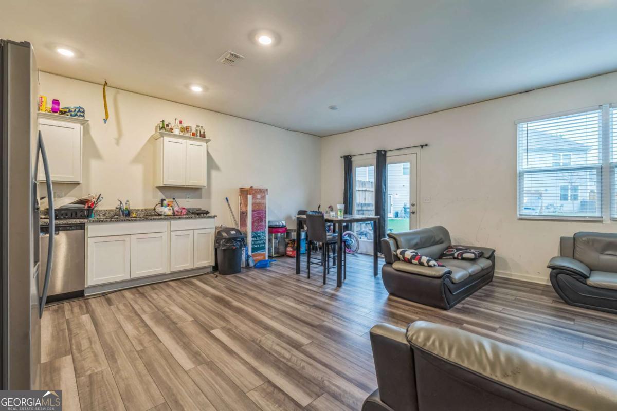3541 Condor CT SW