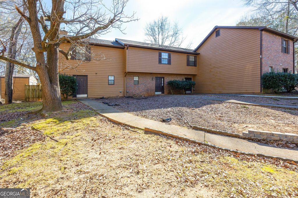 Photo of 3001 Hawthorne Place SE, Smyrna, GA 30080 (MLS # 10677583)