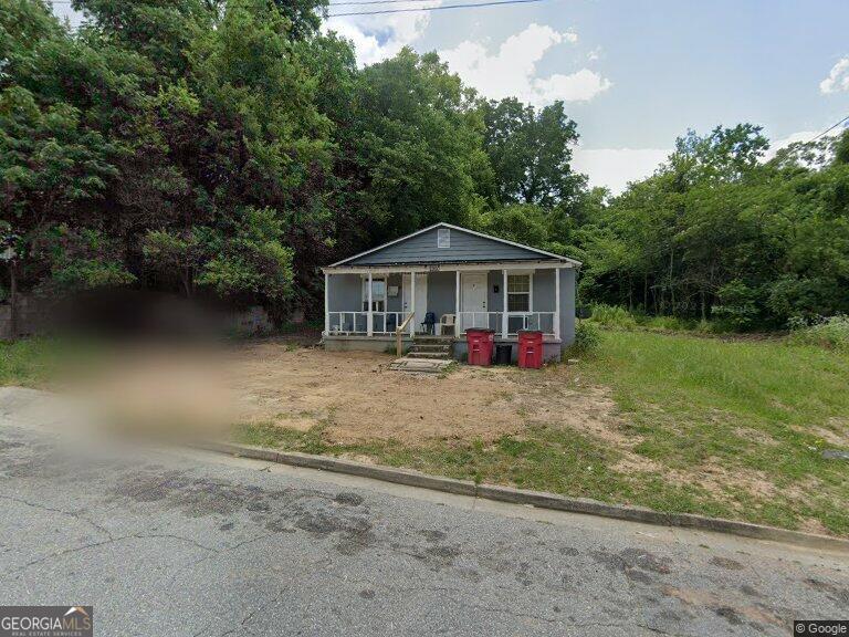 Excellent investment opportunity: 2-bedroom- 2 full bath duplex. Roof is one year old. Tenant occupied. The current tenants are paying $850 per month. Do not contact current tenant(s) or attempt to show without an appointment. Available for individual sale or as a package deal with 3 other properties. GAMLS 10569769, 10569792, and 10569801.