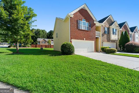 Photo of 3823 Roses Trail, Fairburn, GA 30213 (MLS # 10592218)