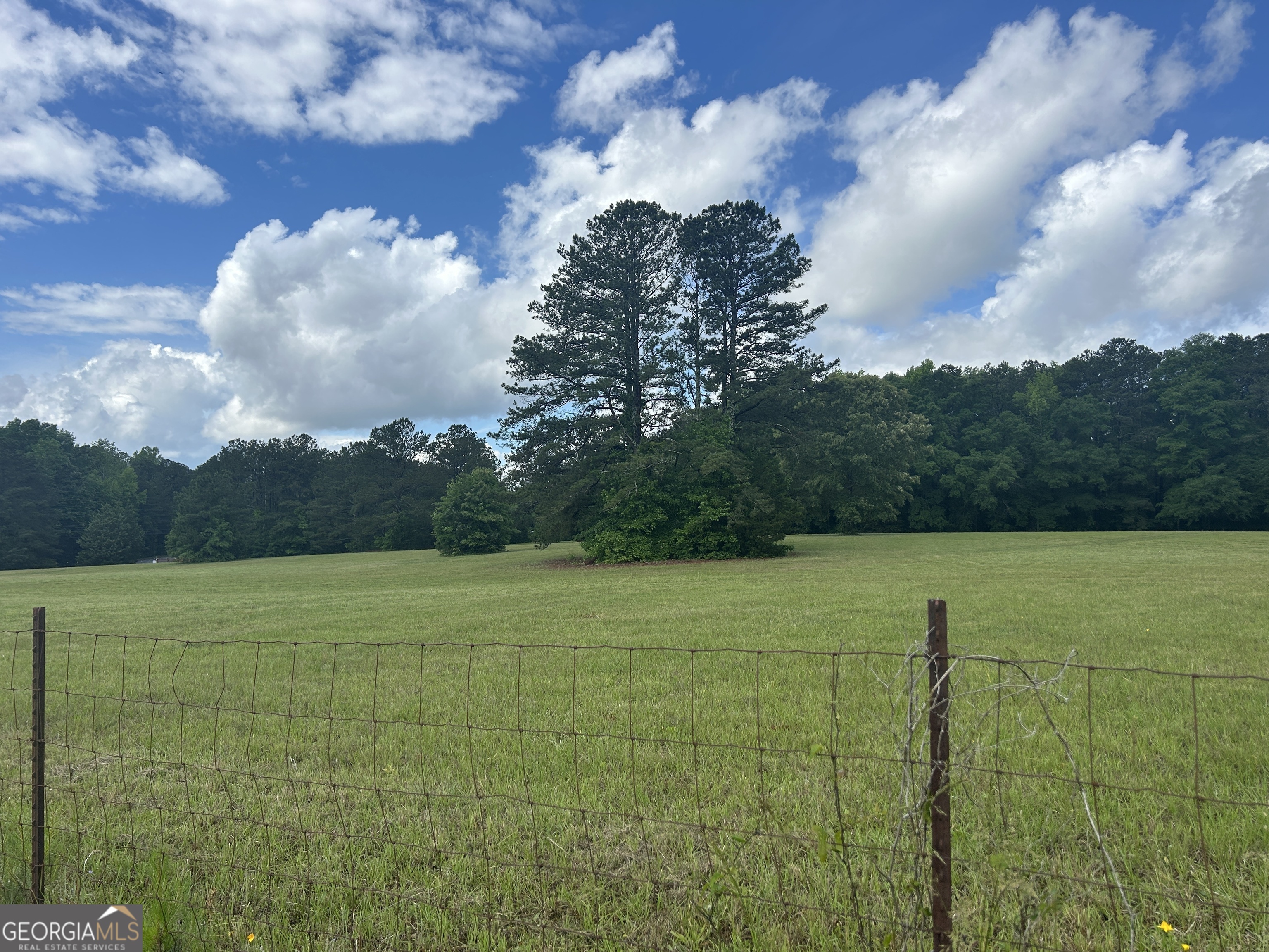 1627 Leguin Mill RD
