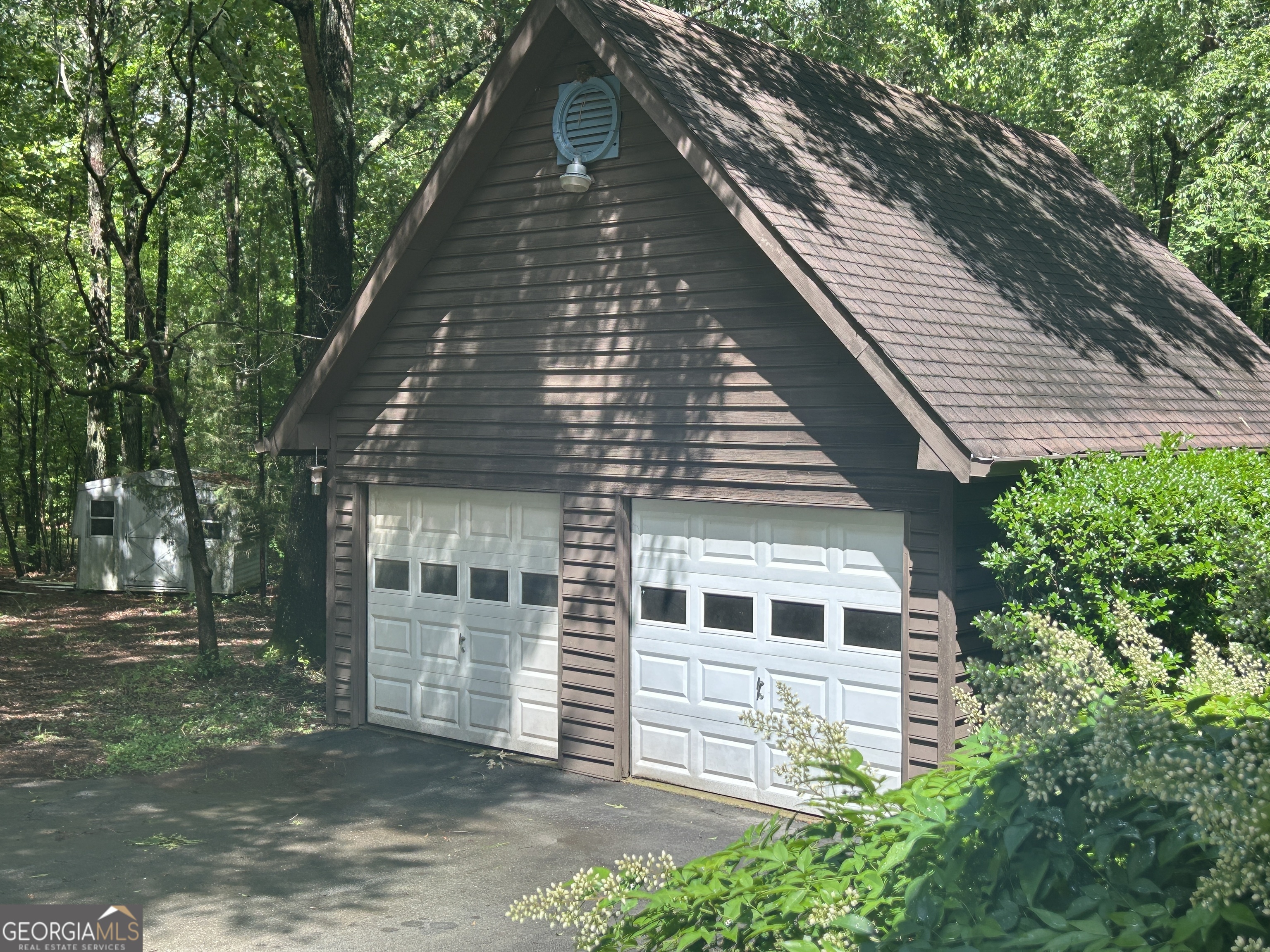 1627 Leguin Mill RD