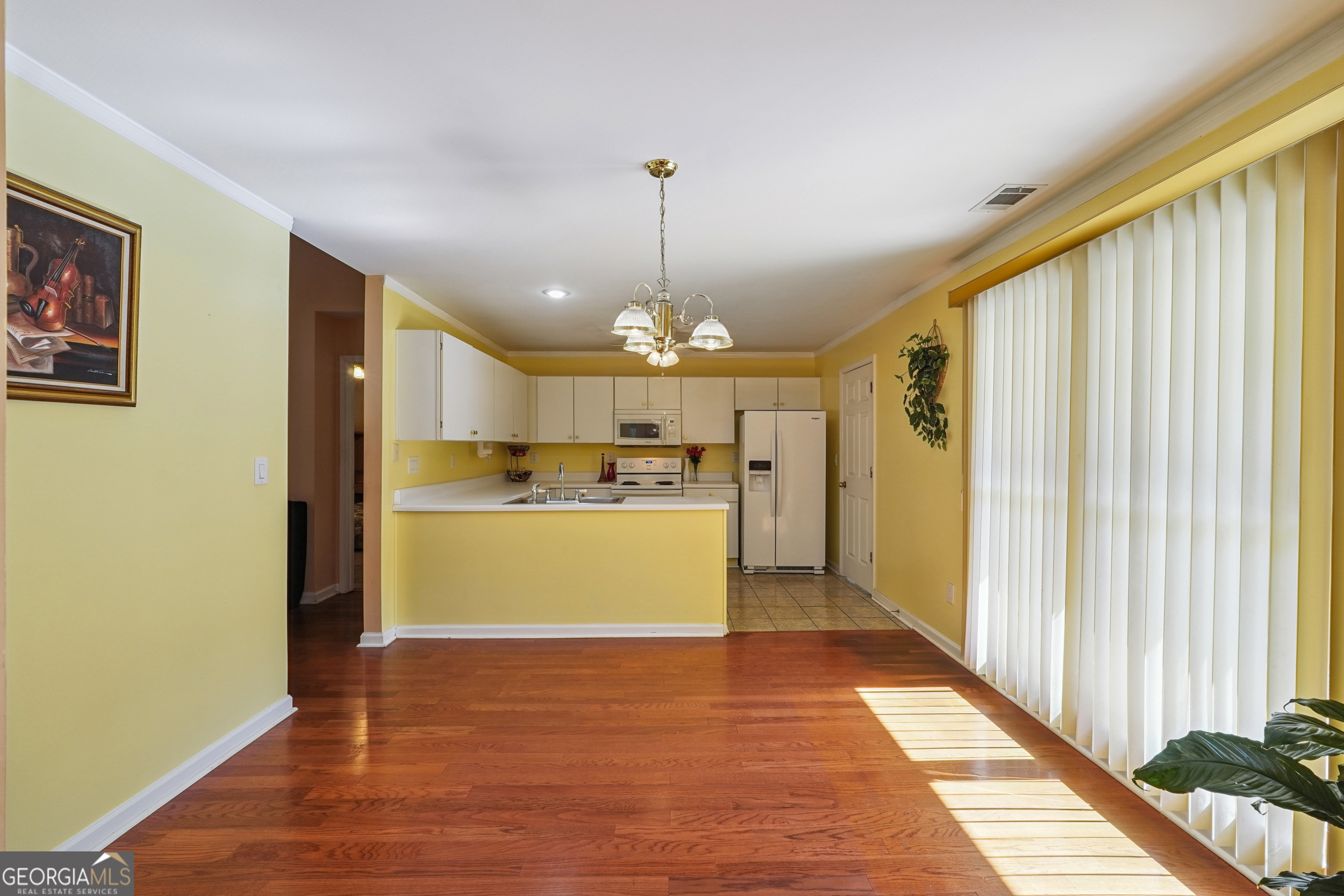 439 River Chase DR