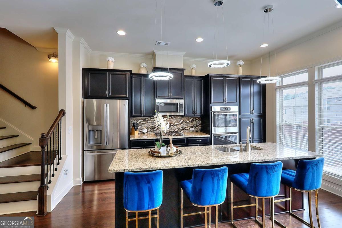 1306 Harris WAY
