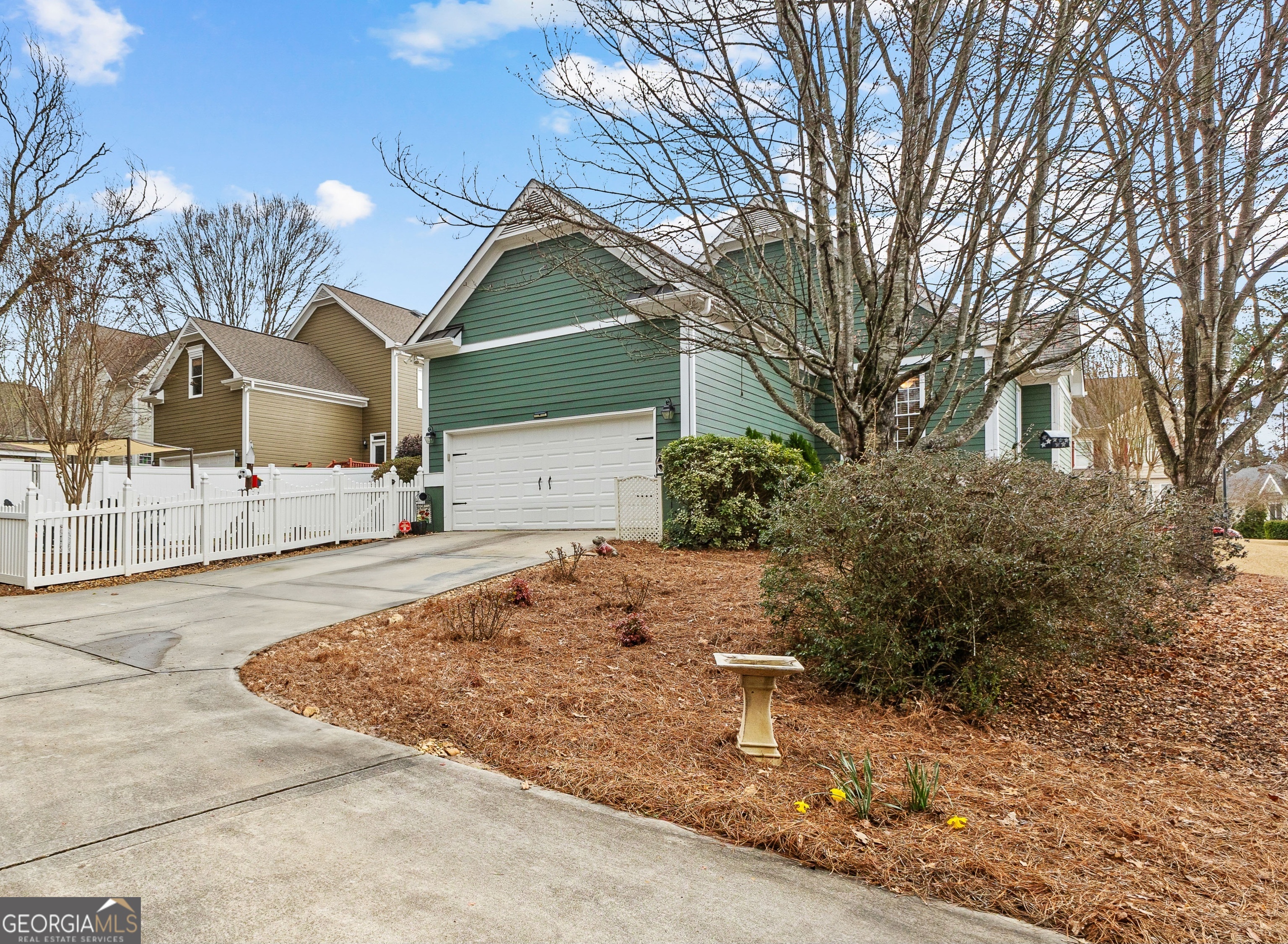 Fayetteville, Georgia 30215, United States, 3 Bedrooms Bedrooms, ,2 BathroomsBathrooms,Residential,Pending,88360