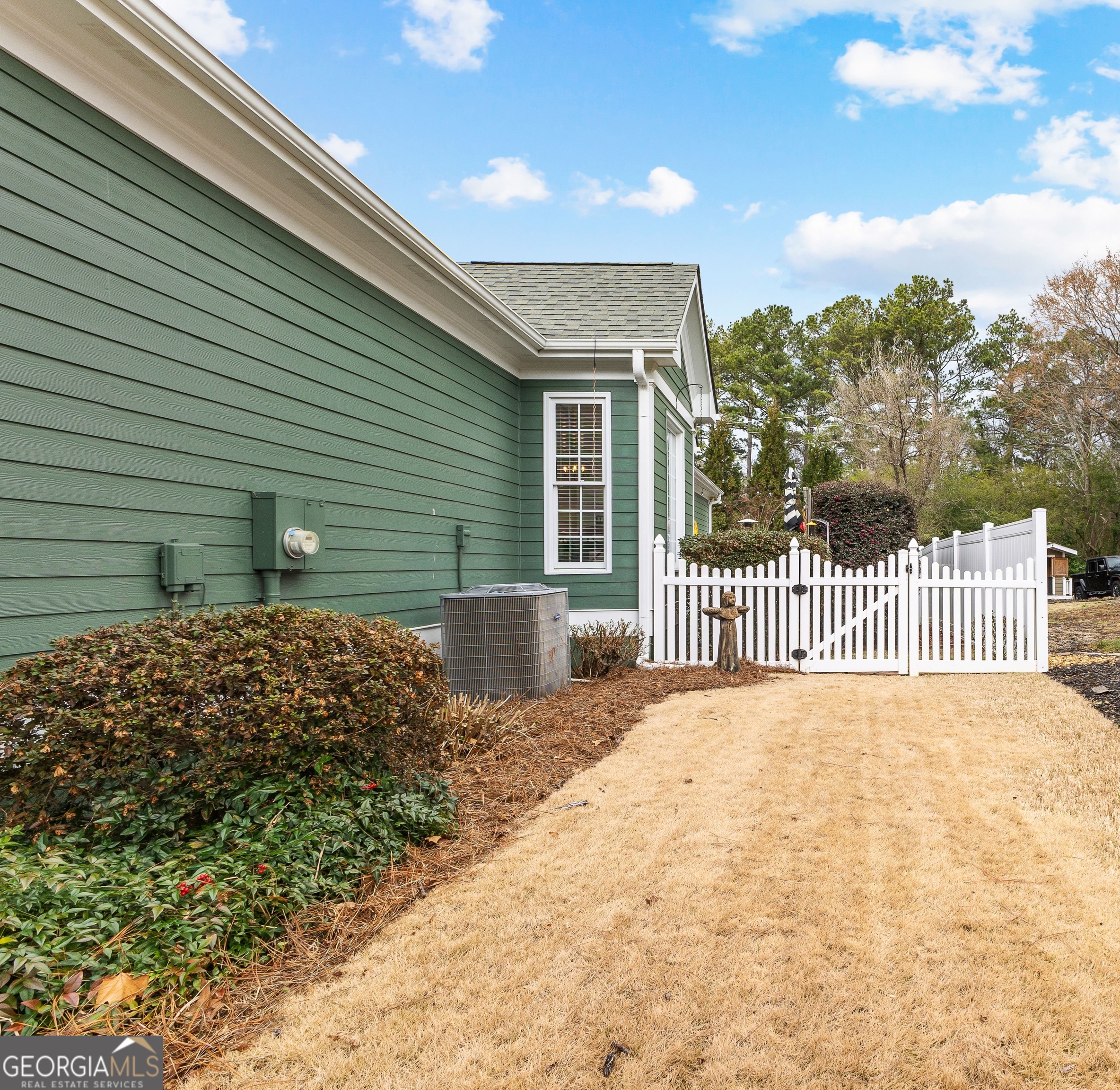 Fayetteville, Georgia 30215, United States, 3 Bedrooms Bedrooms, ,2 BathroomsBathrooms,Residential,Pending,88360