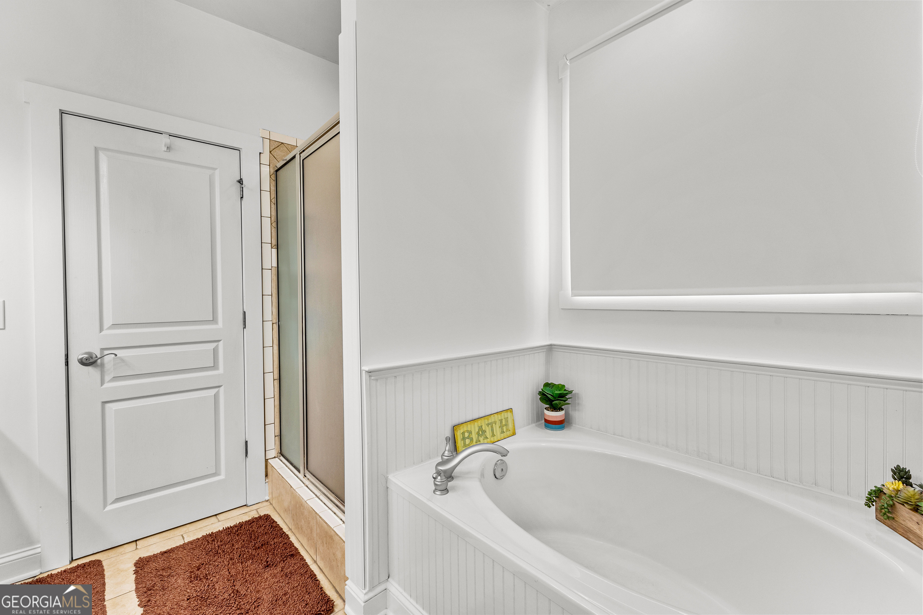 Fayetteville, Georgia 30215, United States, 3 Bedrooms Bedrooms, ,2 BathroomsBathrooms,Residential,Pending,88360