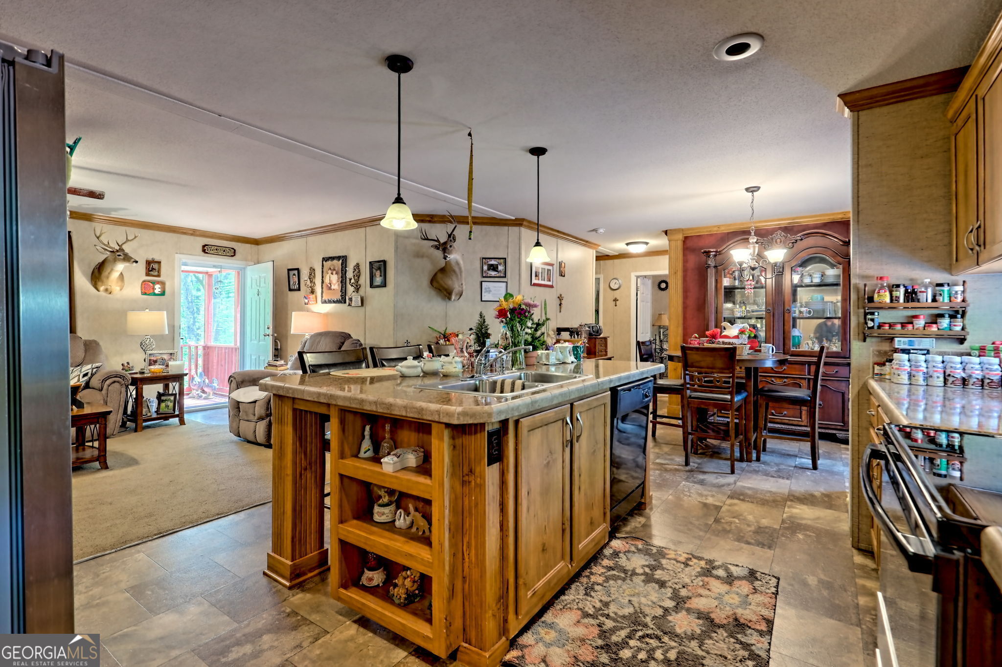 Tiger, Georgia 30576, United States, 4 Bedrooms Bedrooms, ,2 BathroomsBathrooms,Residential,Pending,113734