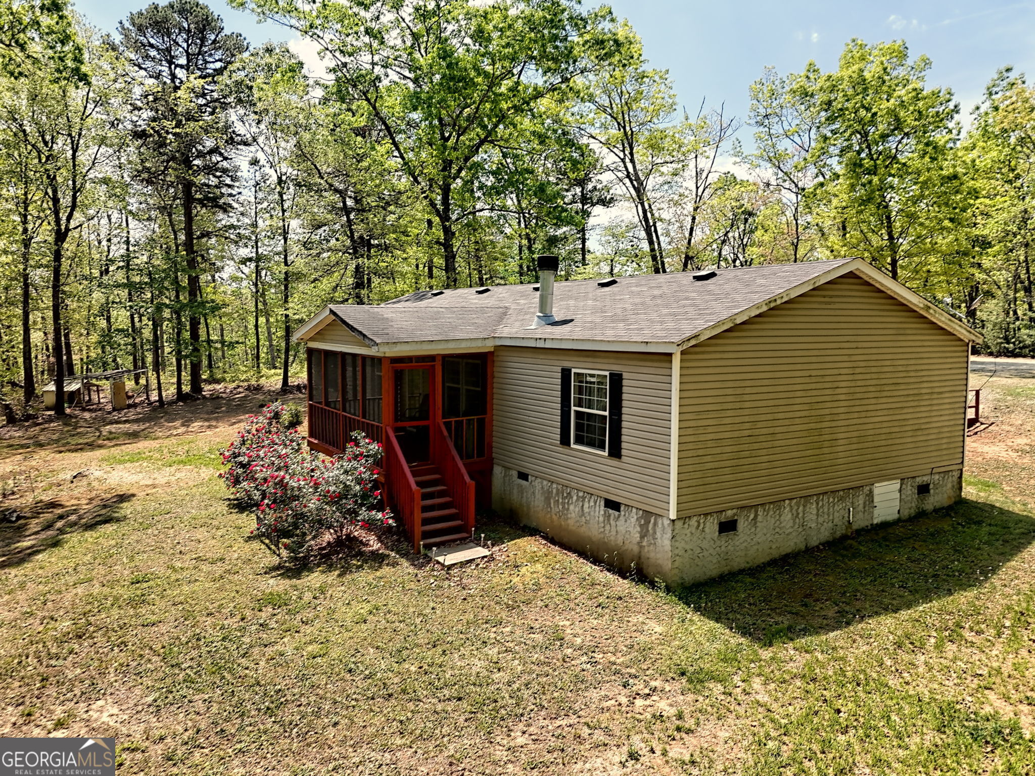 Tiger, Georgia 30576, United States, 4 Bedrooms Bedrooms, ,2 BathroomsBathrooms,Residential,Pending,113734