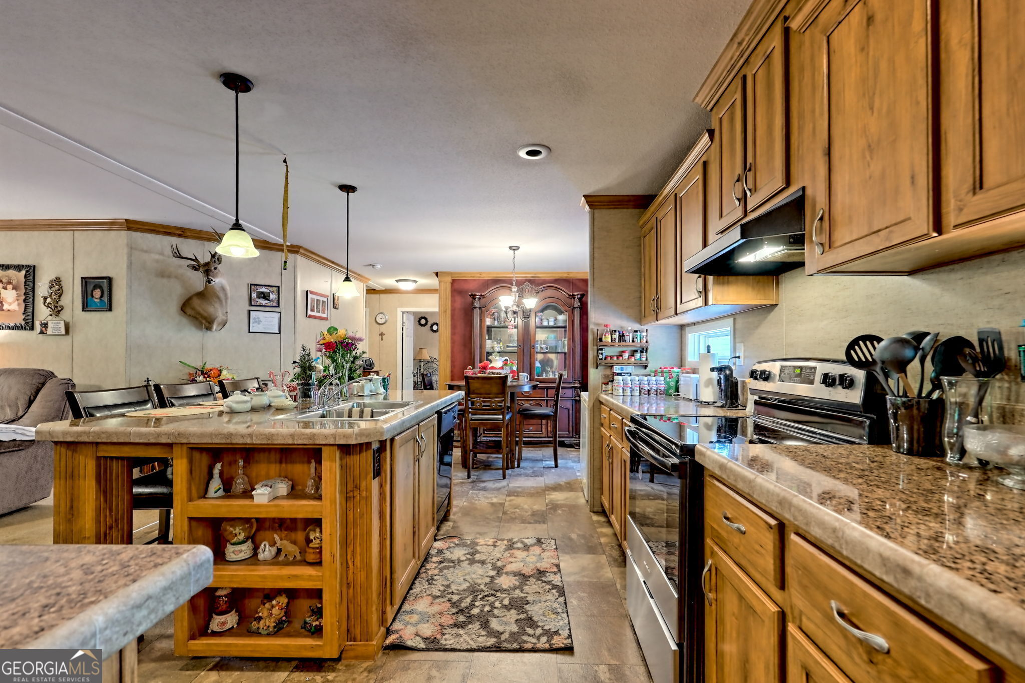 Tiger, Georgia 30576, United States, 4 Bedrooms Bedrooms, ,2 BathroomsBathrooms,Residential,Pending,113734