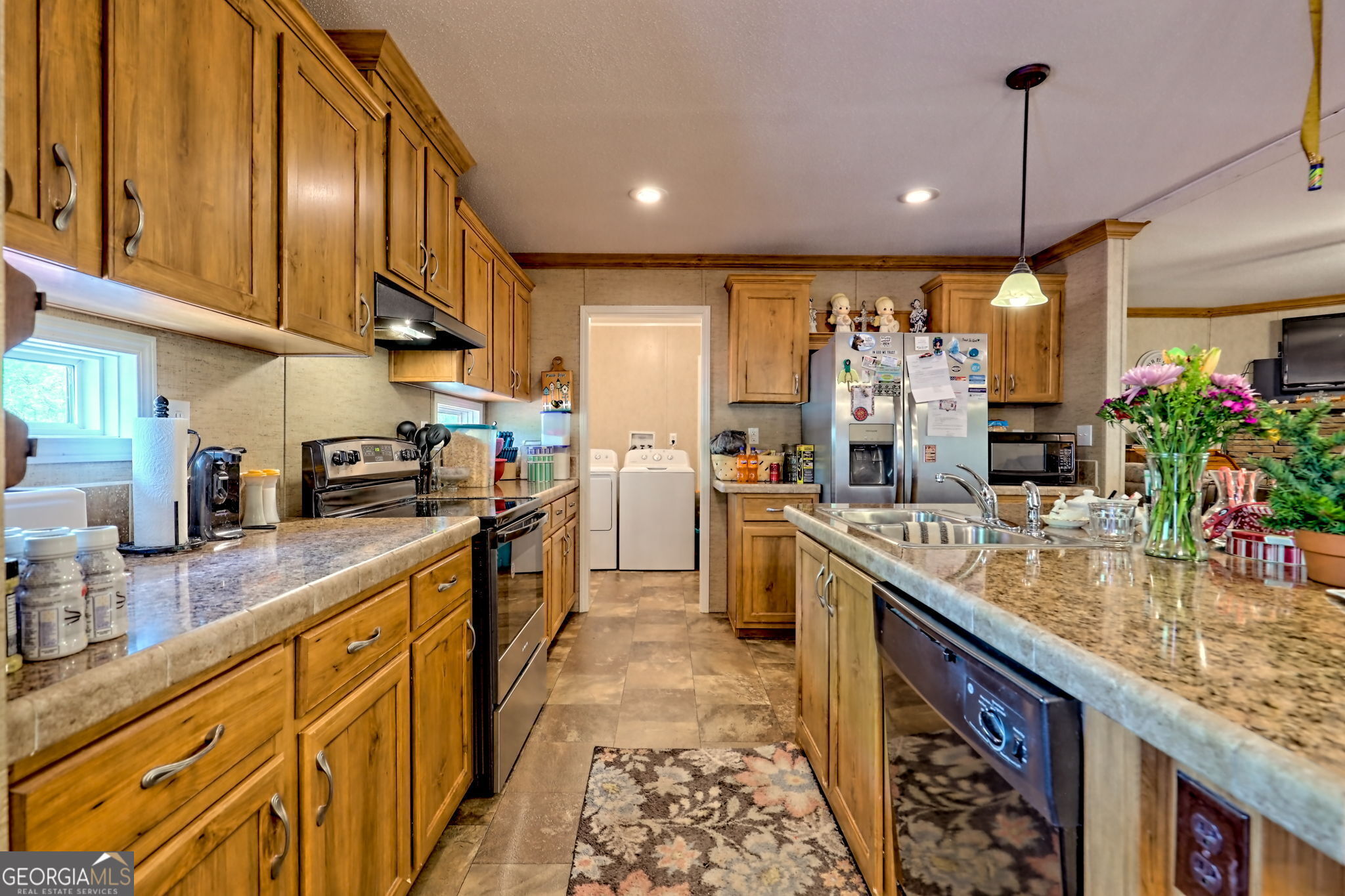 Tiger, Georgia 30576, United States, 4 Bedrooms Bedrooms, ,2 BathroomsBathrooms,Residential,Pending,113734