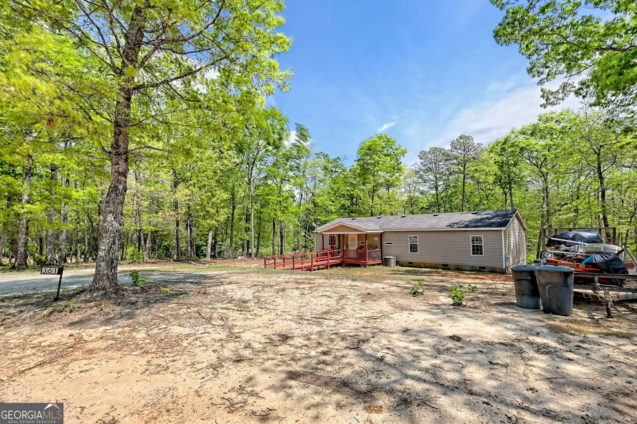 Tiger, Georgia 30576, United States, 4 Bedrooms Bedrooms, ,2 BathroomsBathrooms,Residential,Pending,113734