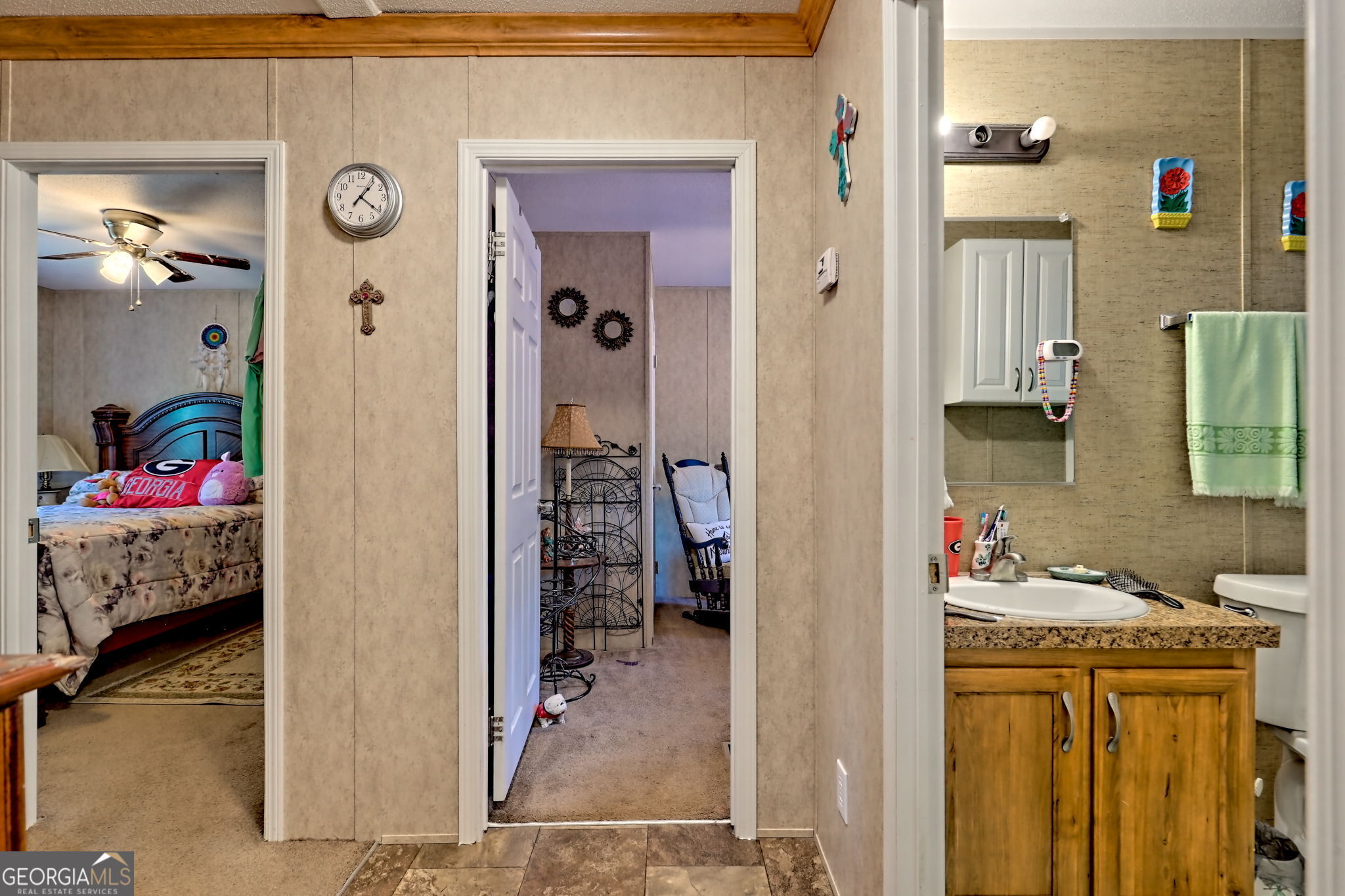 Tiger, Georgia 30576, United States, 4 Bedrooms Bedrooms, ,2 BathroomsBathrooms,Residential,Pending,113734