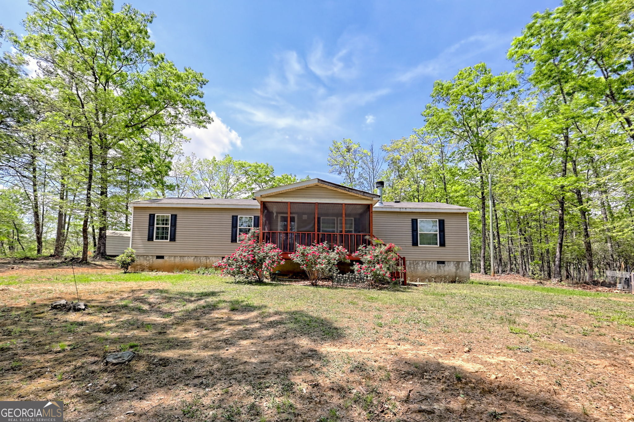 Tiger, Georgia 30576, United States, 4 Bedrooms Bedrooms, ,2 BathroomsBathrooms,Residential,Pending,113734