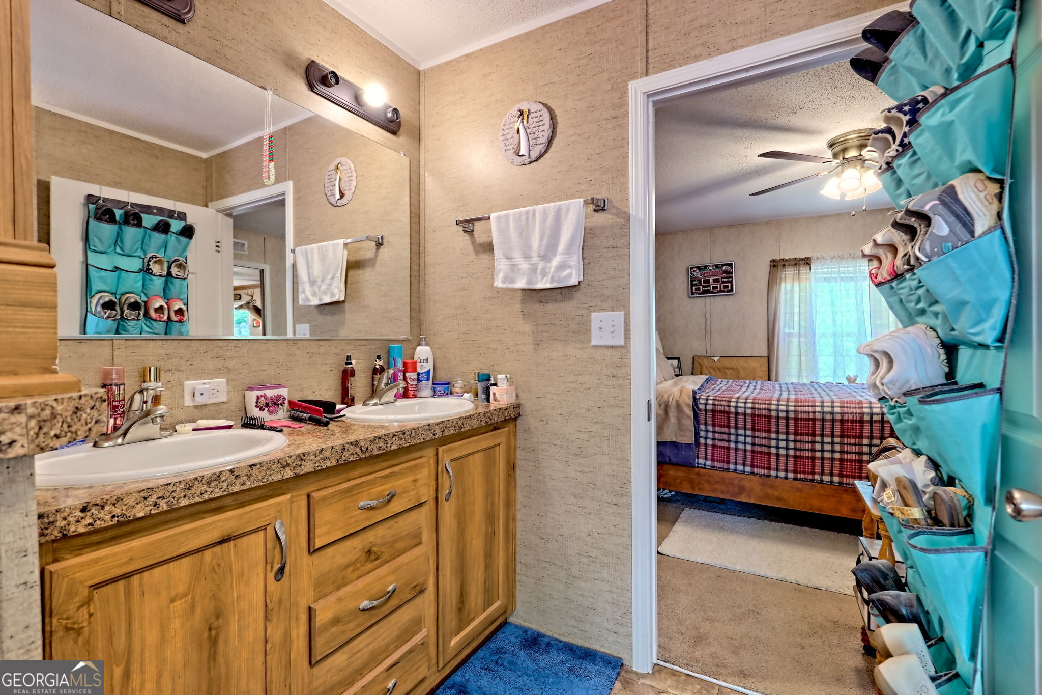 Tiger, Georgia 30576, United States, 4 Bedrooms Bedrooms, ,2 BathroomsBathrooms,Residential,Pending,113734