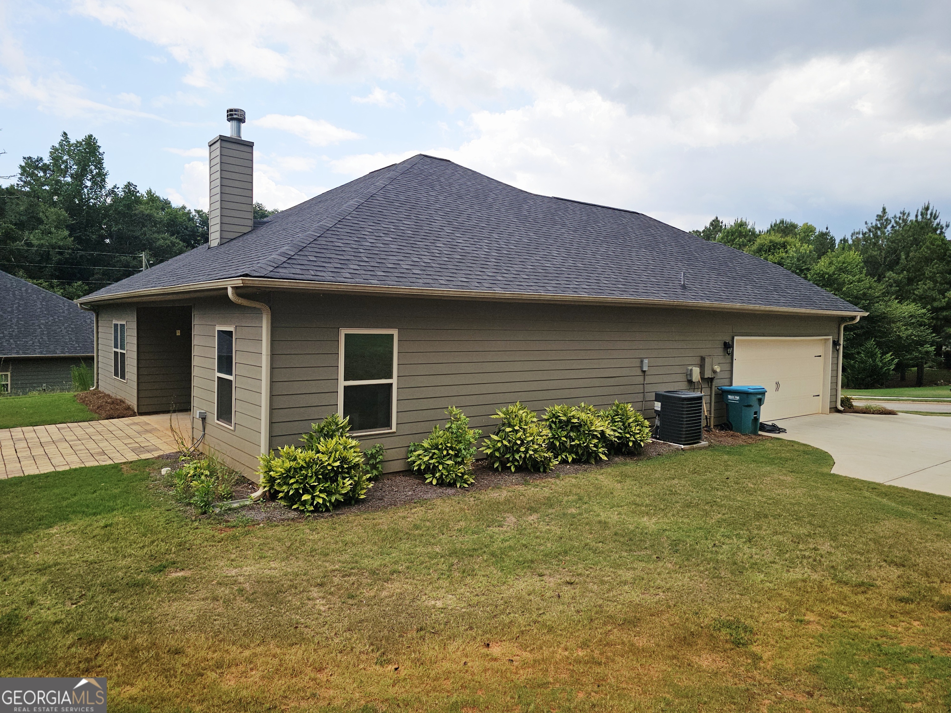 30 Forest Bend DR