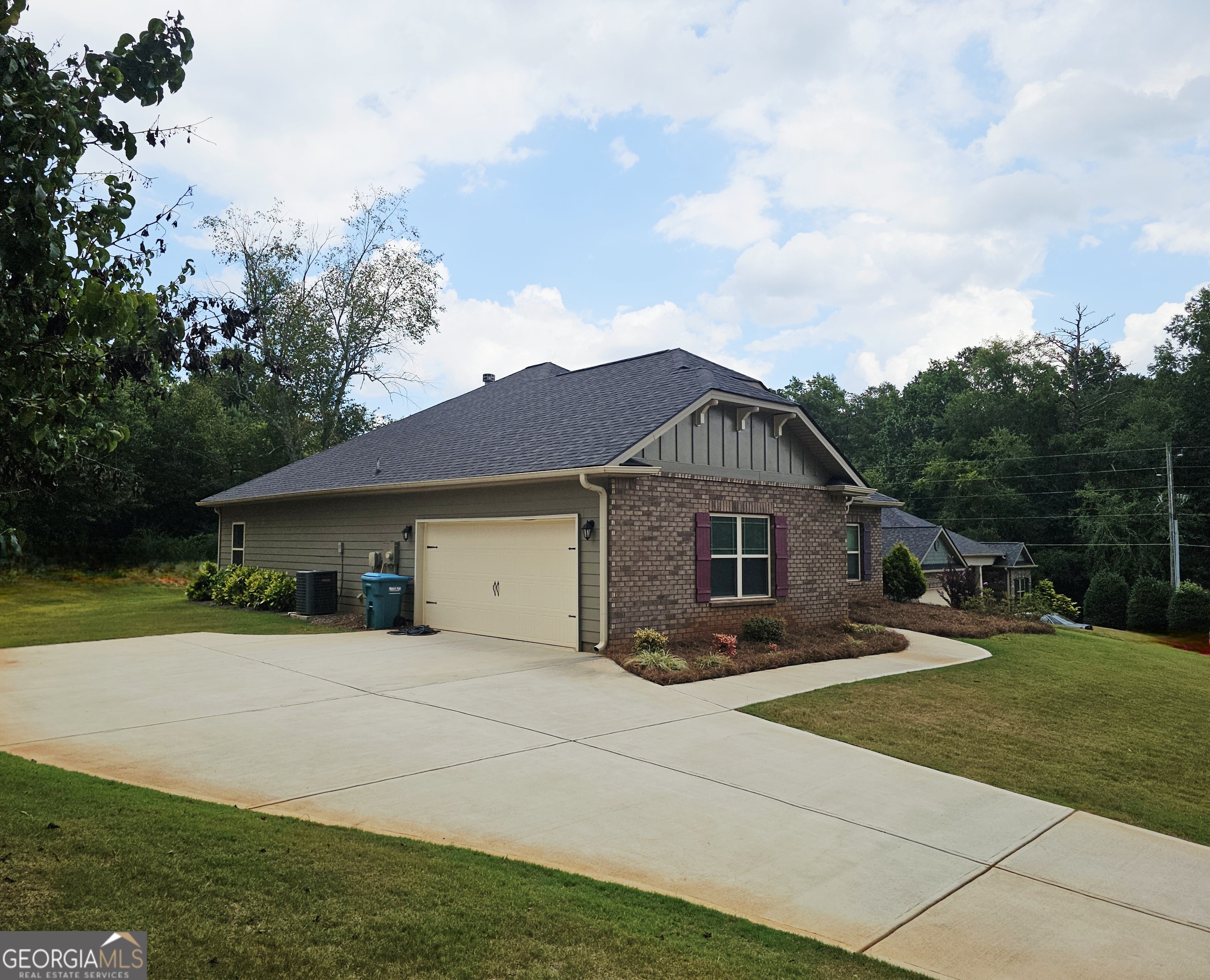 30 Forest Bend DR