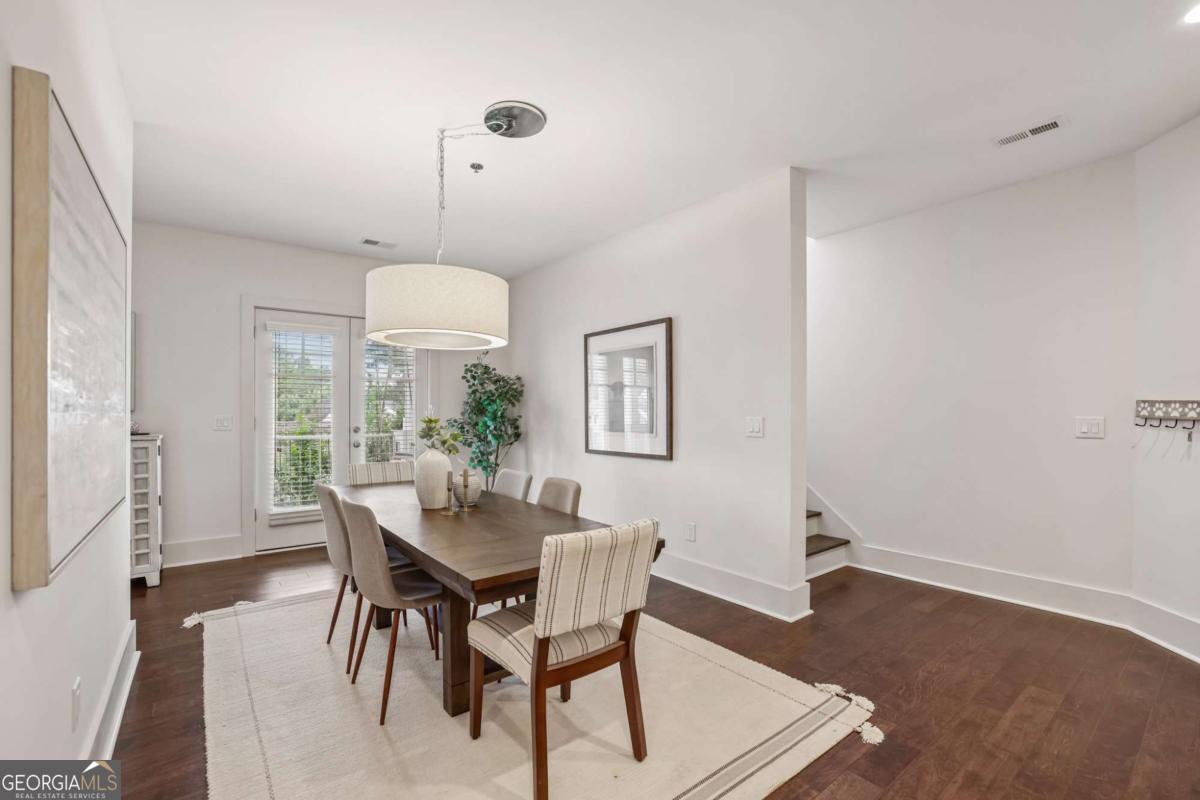 301 Canton WAY
