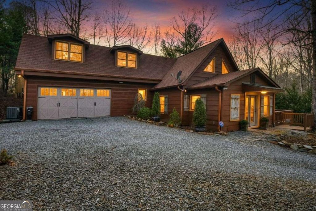 Photo of 171 Mohawk Trail #185R, Ellijay, GA 30540 (MLS # 10727792)