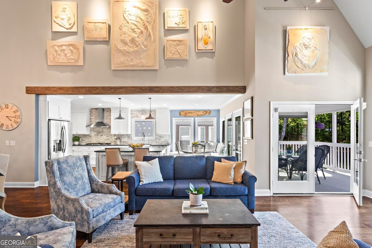 Alpharetta, Georgia 30005, United States, 4 Bedrooms Bedrooms, ,4 BathroomsBathrooms,Residential,Pending,107757