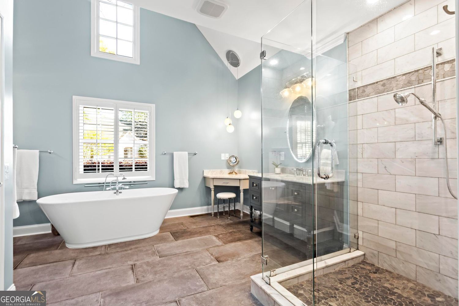 Alpharetta, Georgia 30005, United States, 4 Bedrooms Bedrooms, ,4 BathroomsBathrooms,Residential,Pending,107757