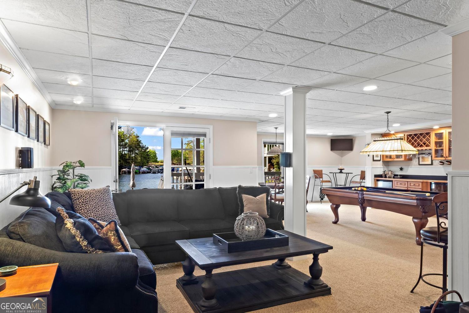 Alpharetta, Georgia 30005, United States, 4 Bedrooms Bedrooms, ,4 BathroomsBathrooms,Residential,Pending,107757