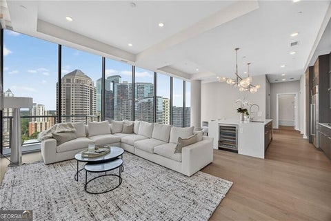 Photo of 40 12th Street NE #1903, Atlanta, GA 30309 (MLS # 10826430)