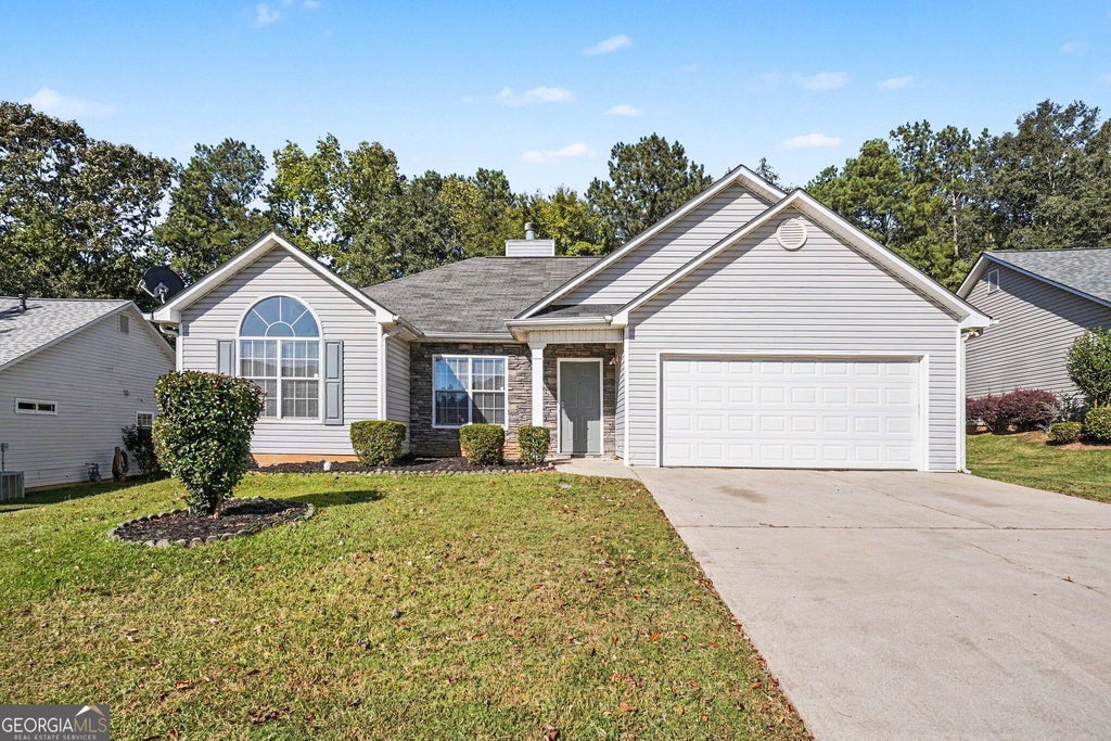 Photo of 254 Summer Hill Circle, Stockbridge, GA 30281 (MLS # 10876931)