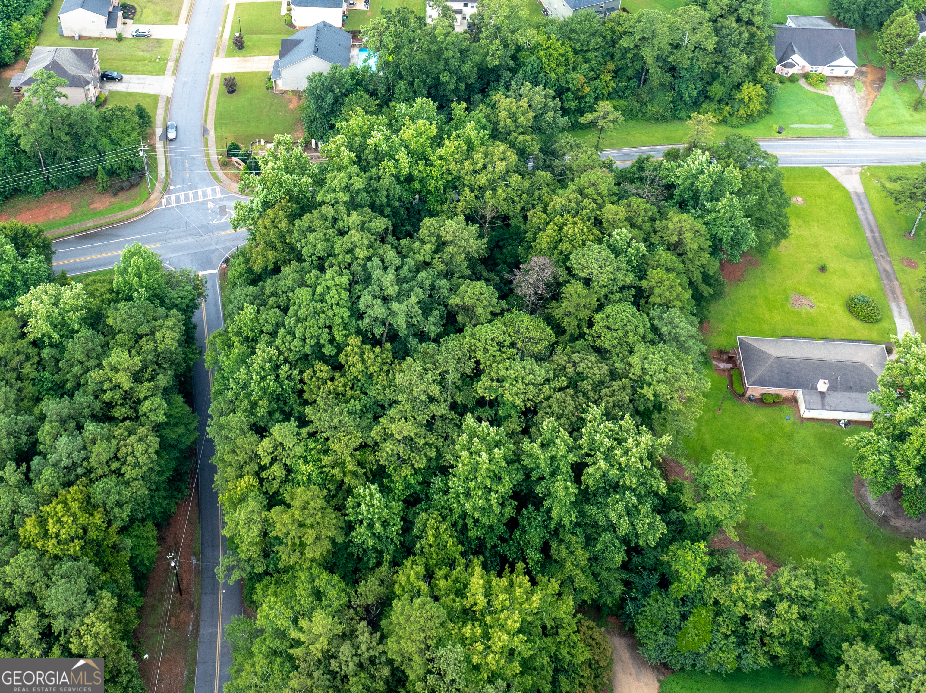 4225 Weelaunee RD