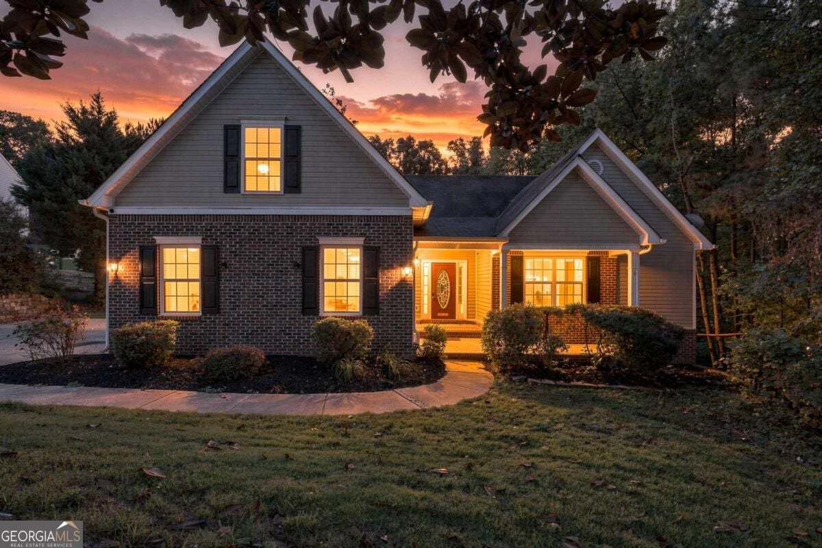 6749 Carriage Walk LN