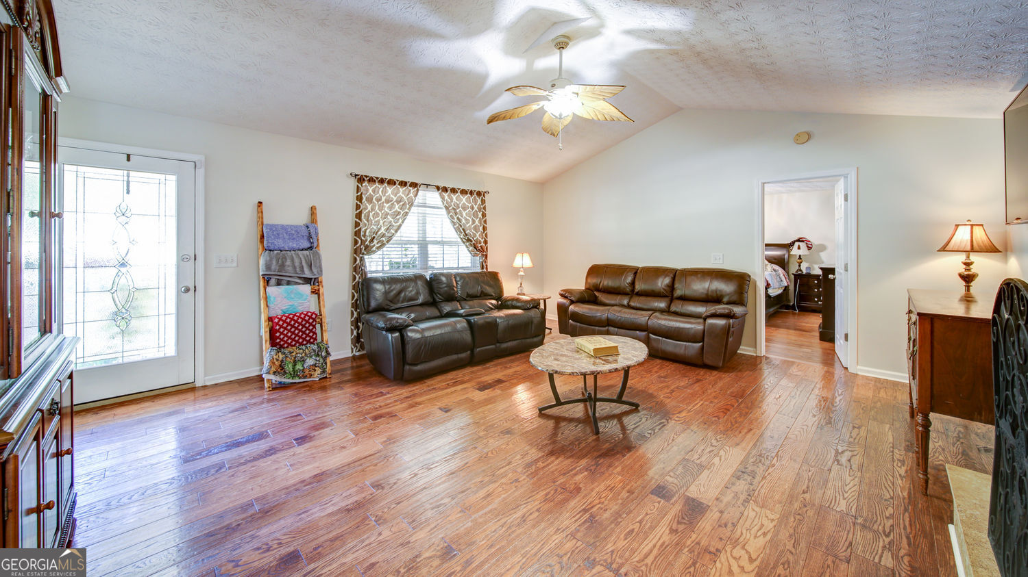 EAST GATE - Residential