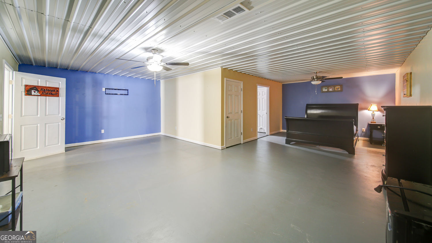 EAST GATE - Residential