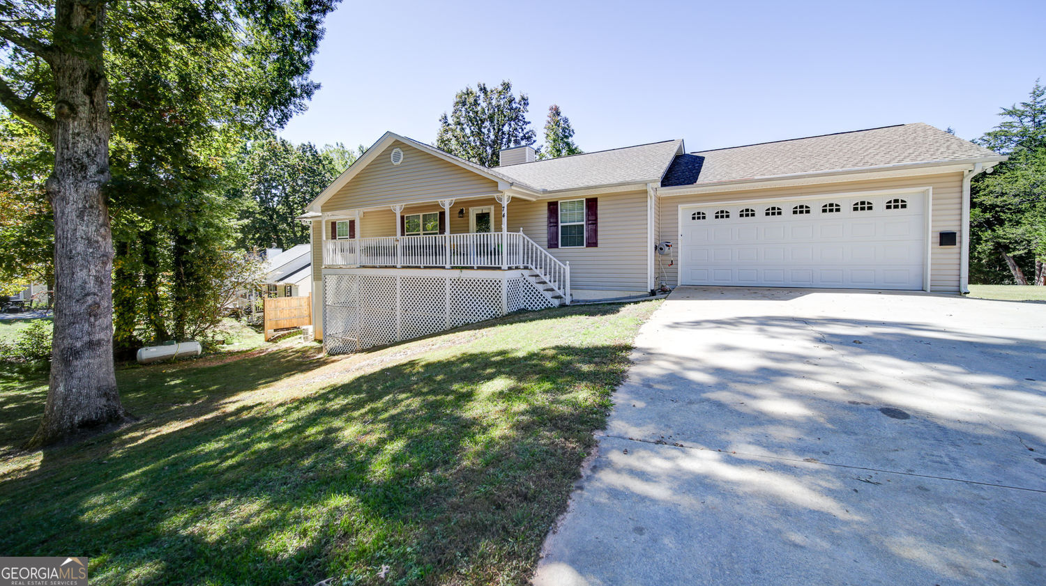 EAST GATE - Residential