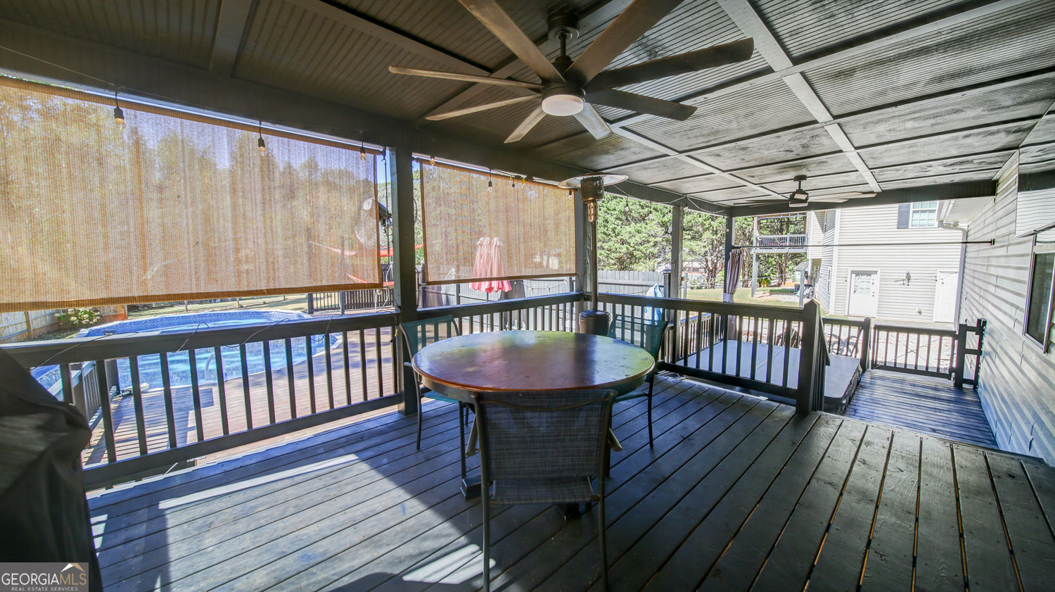 EAST GATE - Residential