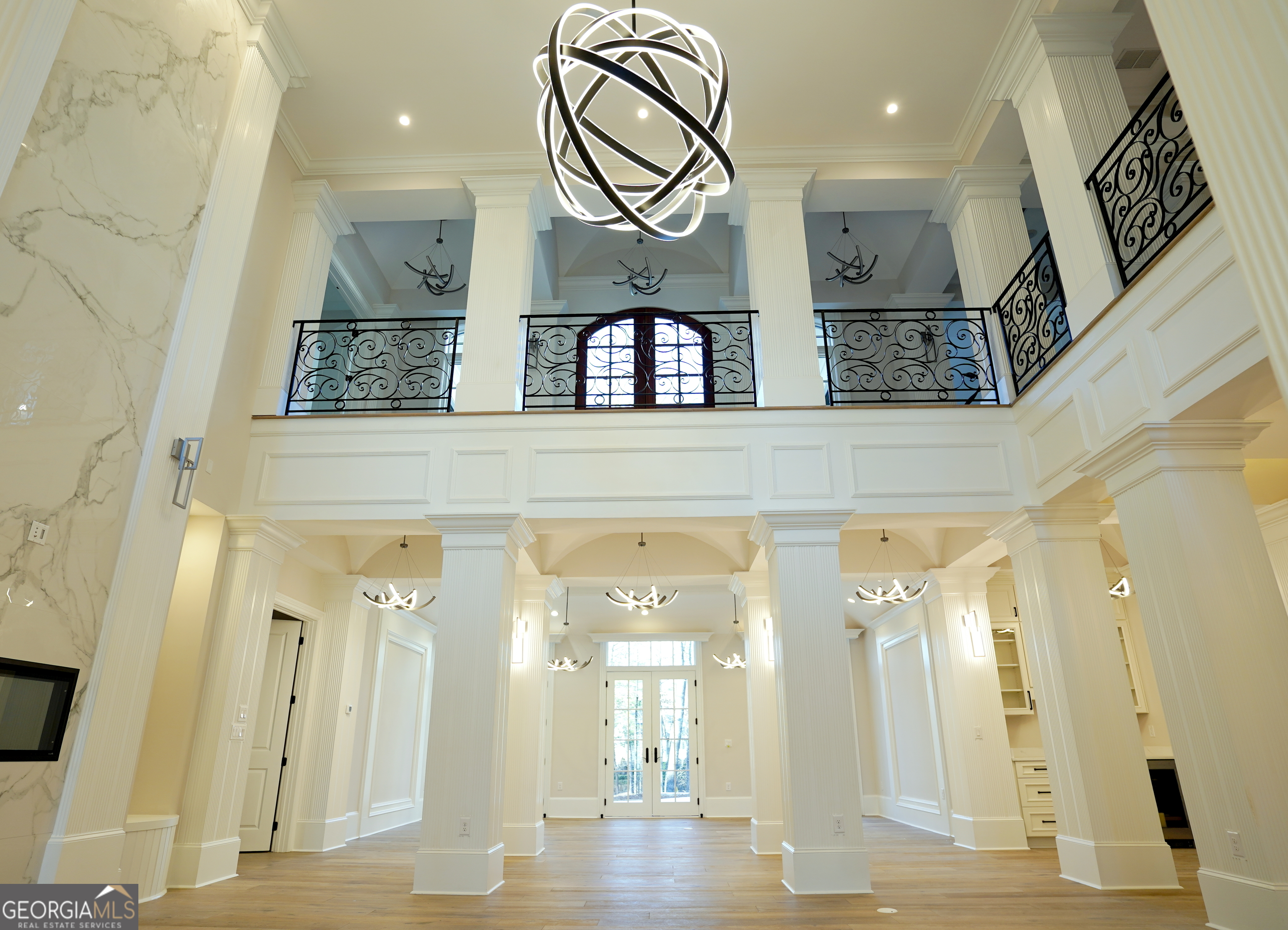 Grand Estate of the South - Residential