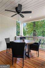 937 Buckingham CIR NW