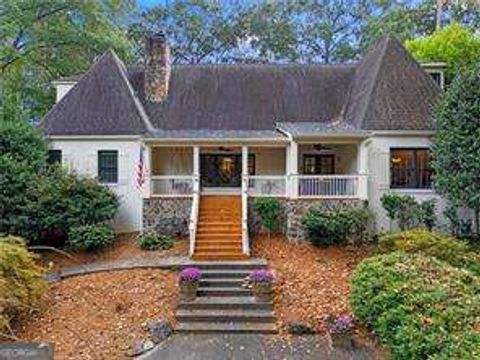 937 Buckingham CIR NW Atlanta GA 30327