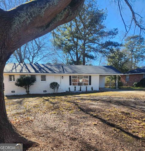 A home in Riverdale