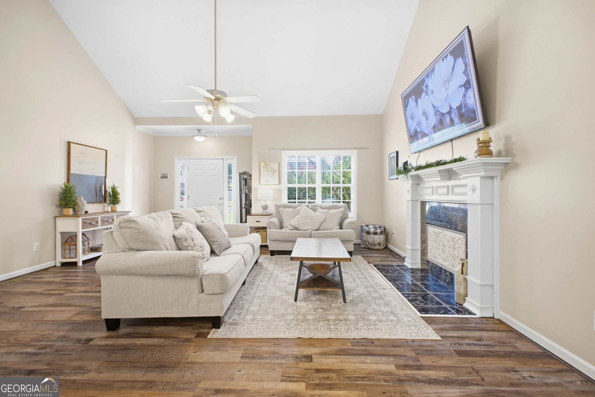 33 Martha's PL NW