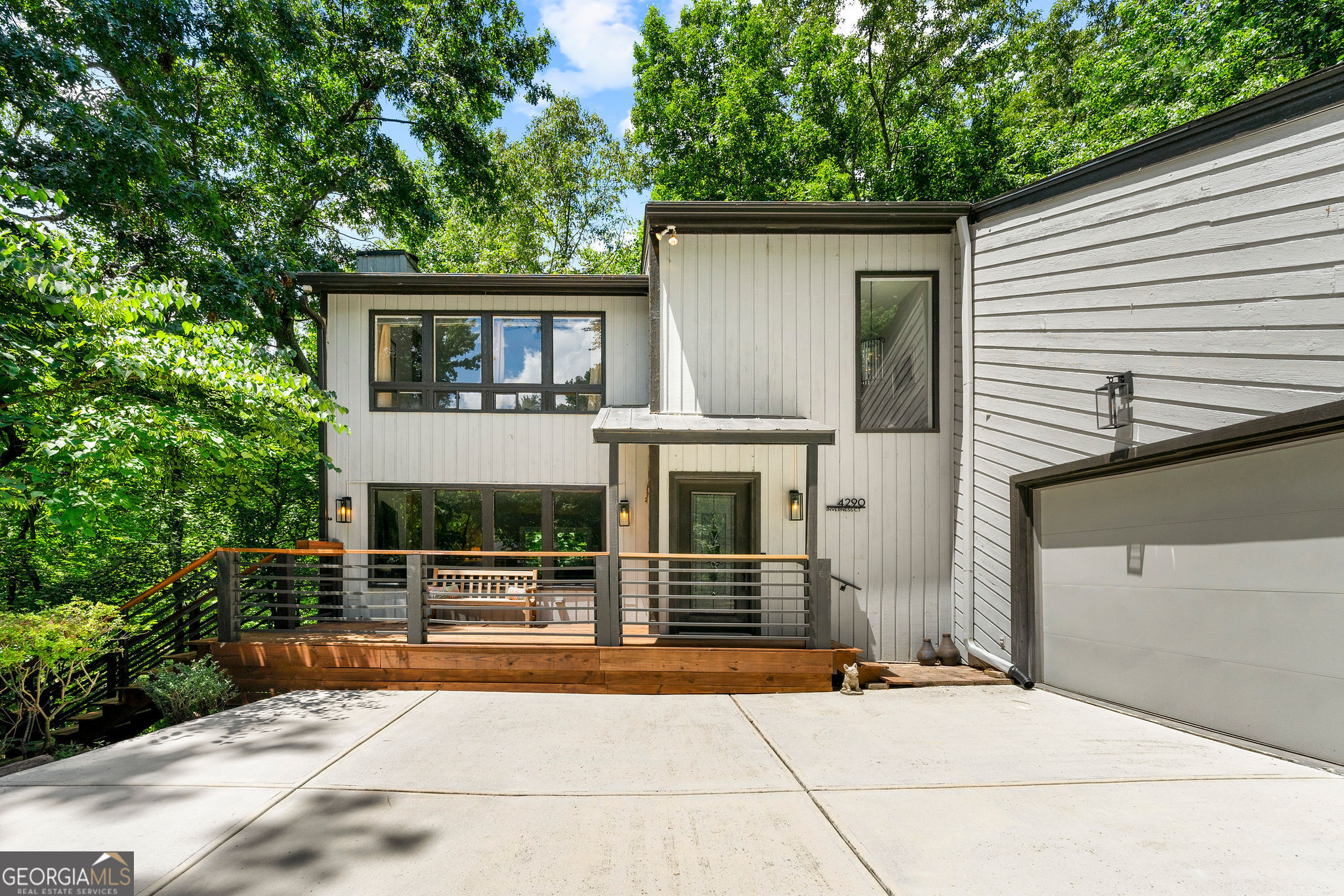 4290 Inverness CT NE