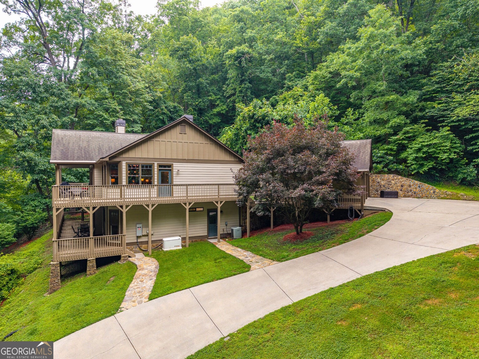 1117 Rambling RD