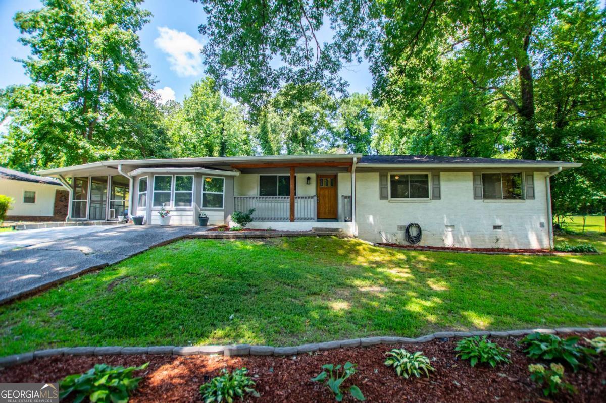 2057 Terry LN