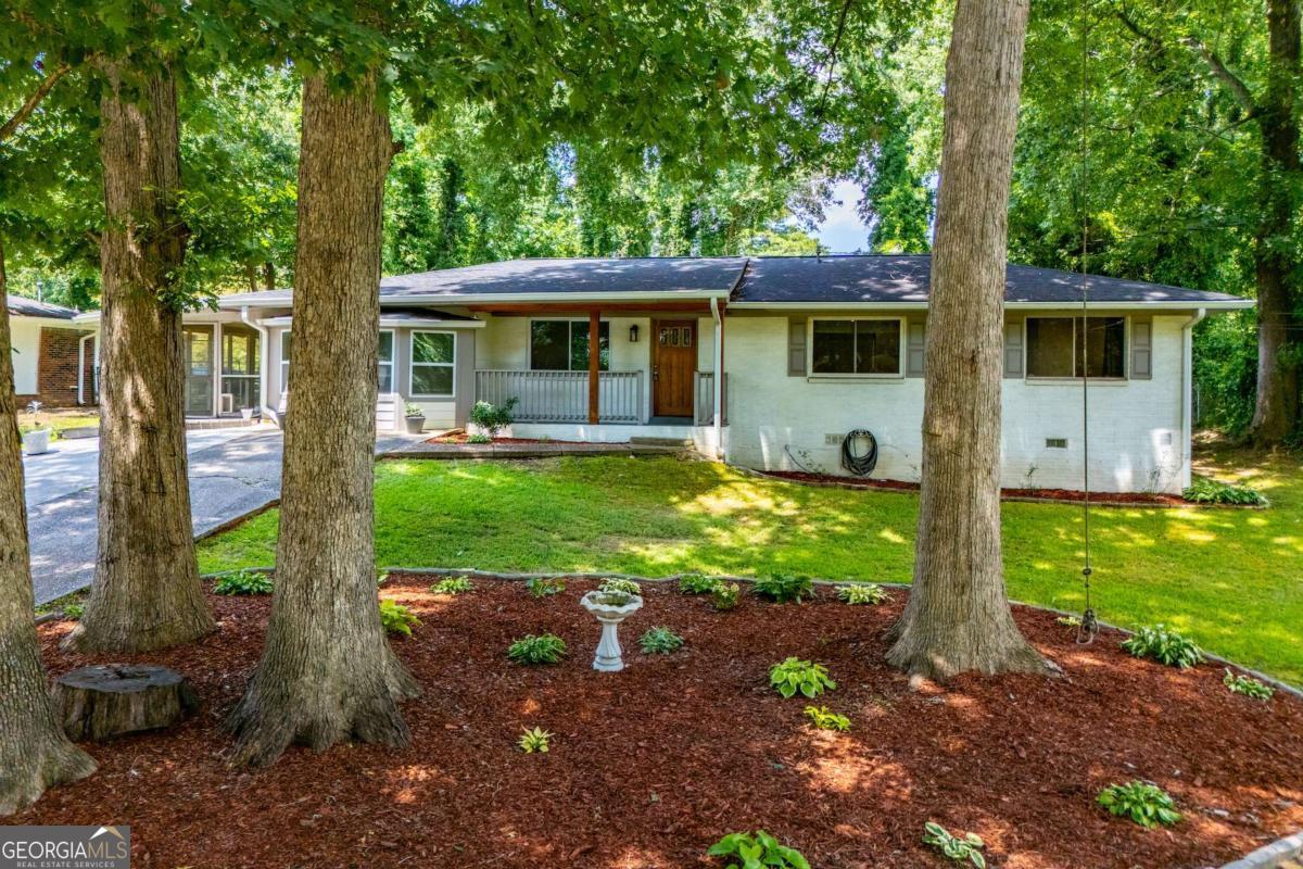 2057 Terry LN
