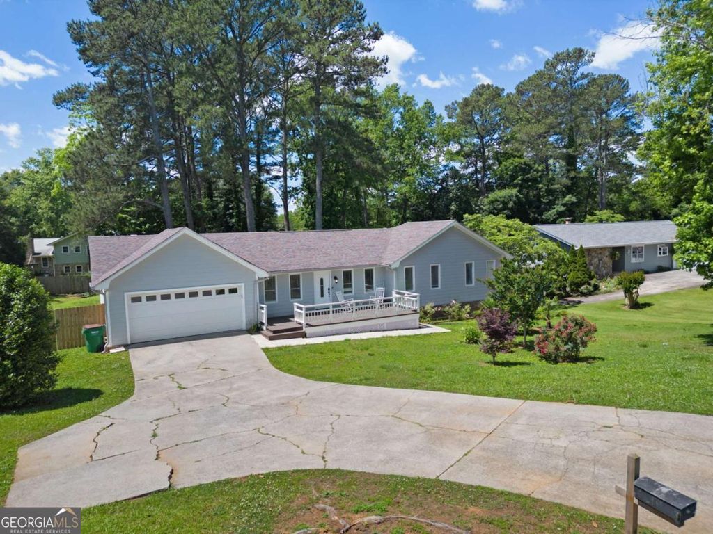 Photo of 493 Greg Drive SW, Lilburn, GA 30047 (MLS # 10740908)