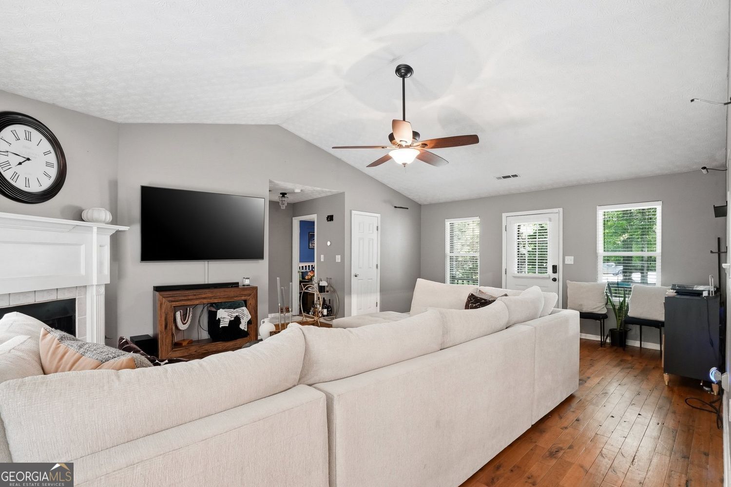 131 Homestead WAY
