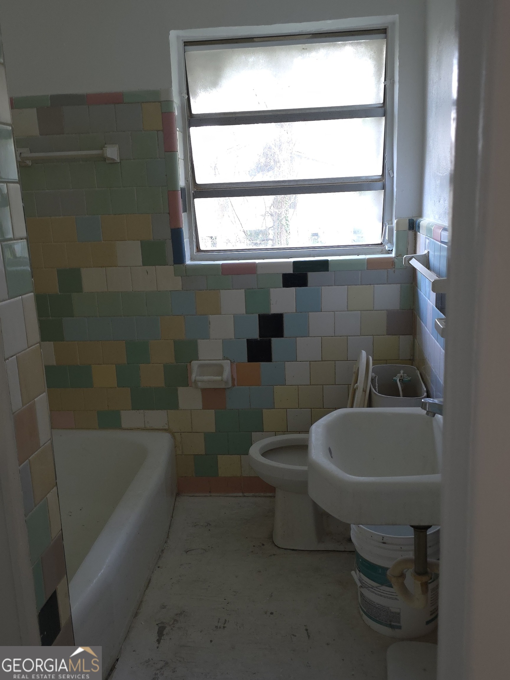 6714 Mableton PKWY SE