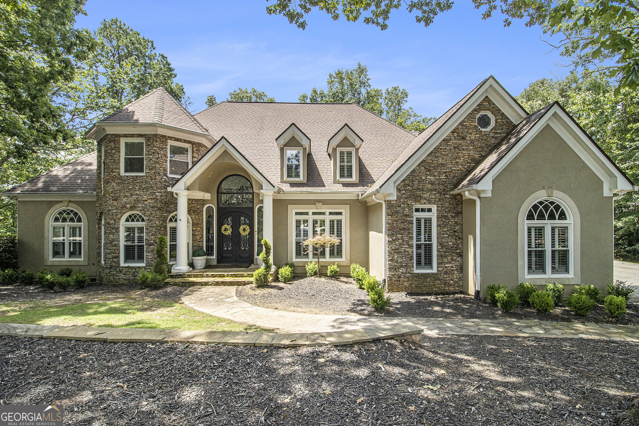 240 Wicklawn WAY