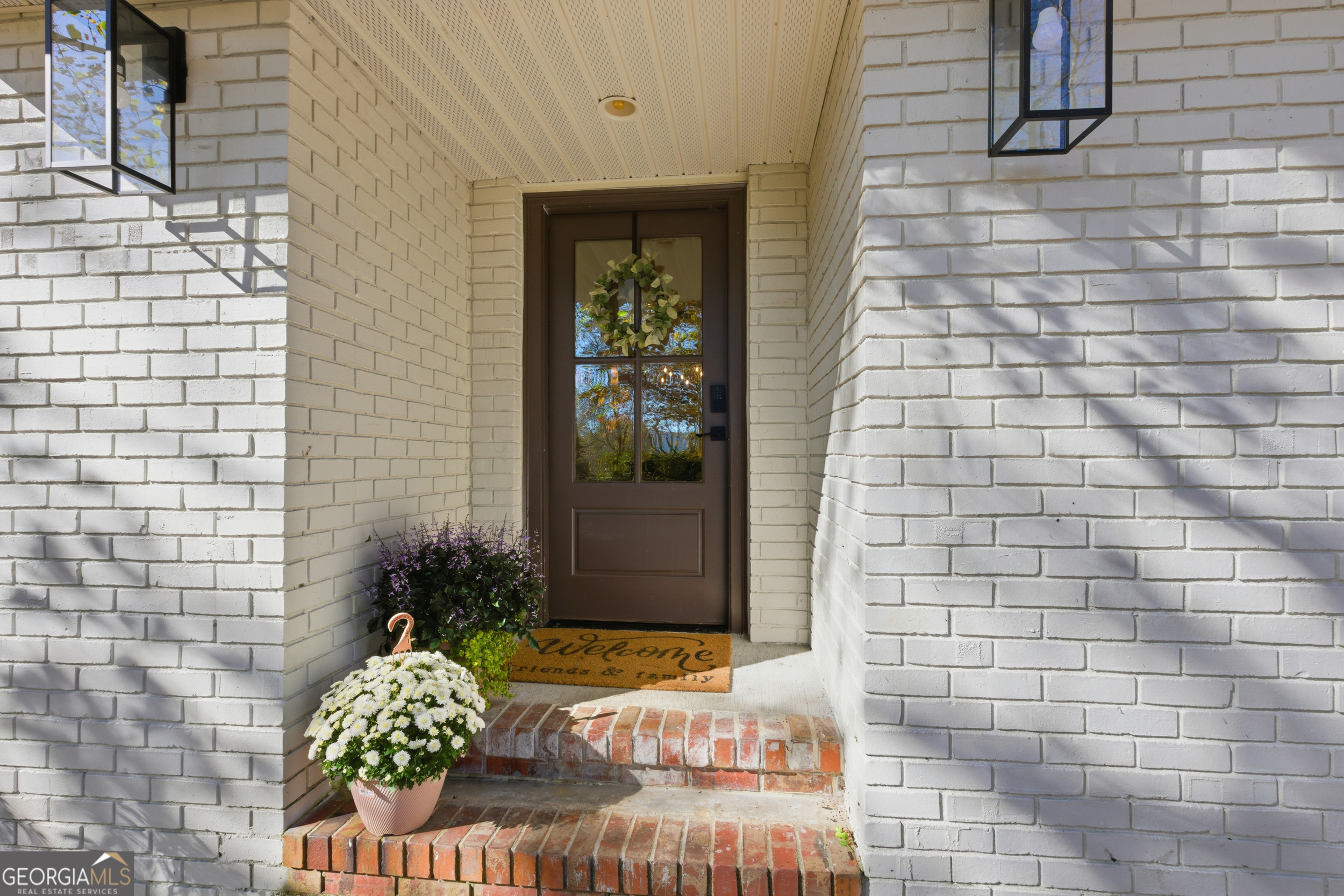 Rabun Gap, Georgia 30568, United States, 4 Bedrooms Bedrooms, ,3 BathroomsBathrooms,Residential,Active,244213