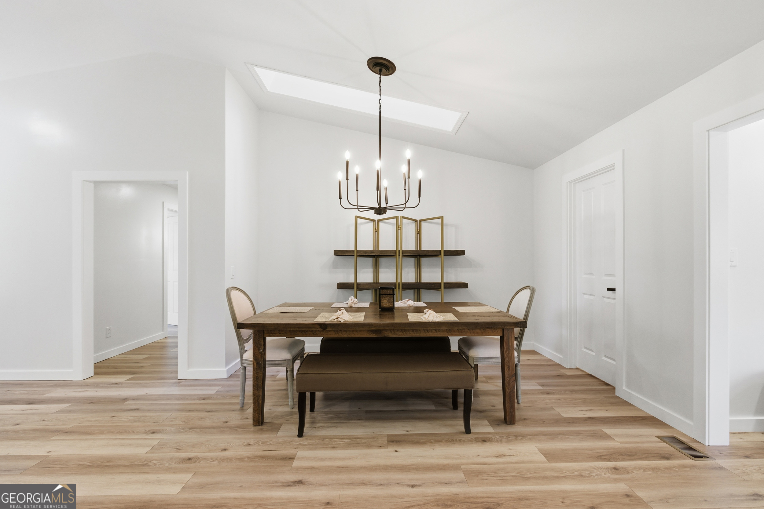 Rabun Gap, Georgia 30568, United States, 4 Bedrooms Bedrooms, ,3 BathroomsBathrooms,Residential,Active,244213