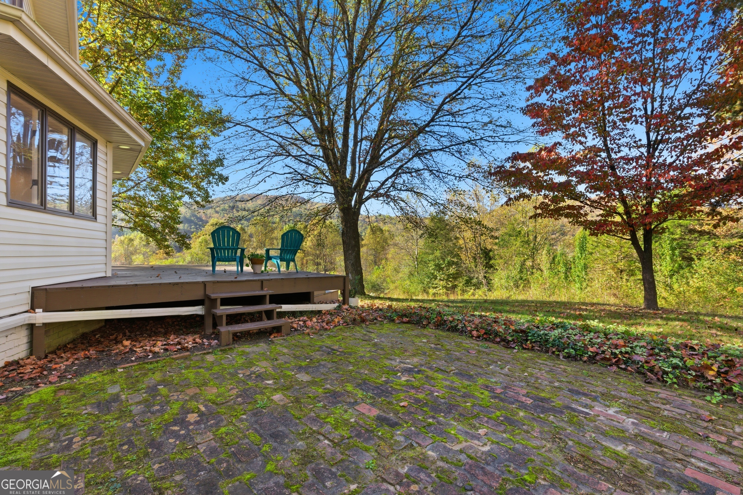 Rabun Gap, Georgia 30568, United States, 4 Bedrooms Bedrooms, ,3 BathroomsBathrooms,Residential,Active,244213